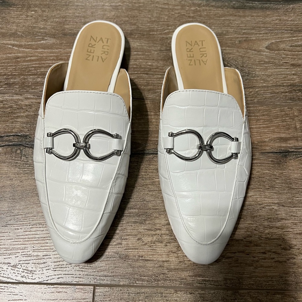 Naturalizer Leanna Mules!